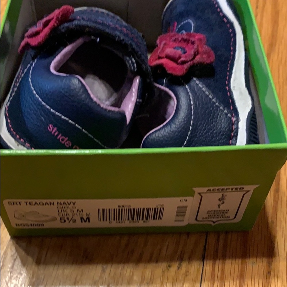 Stride Rite Tegan Navy - Picture 2 of 2
